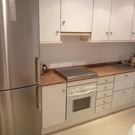 Nuevo Apto Balcon De Poniente 1 A Linea Playa Torre 2 Luxe Sm Con Aire, Piscina,jar Vistas Espectaculares Al Mar De Benidorm