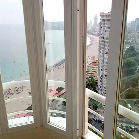 Nuevo Apto Balcon De Poniente 1 A Linea Playa Torre 2 Luxe Sm Con Aire, Piscina,jar Vistas Espectaculares Al Mar De Apartament Benidorm